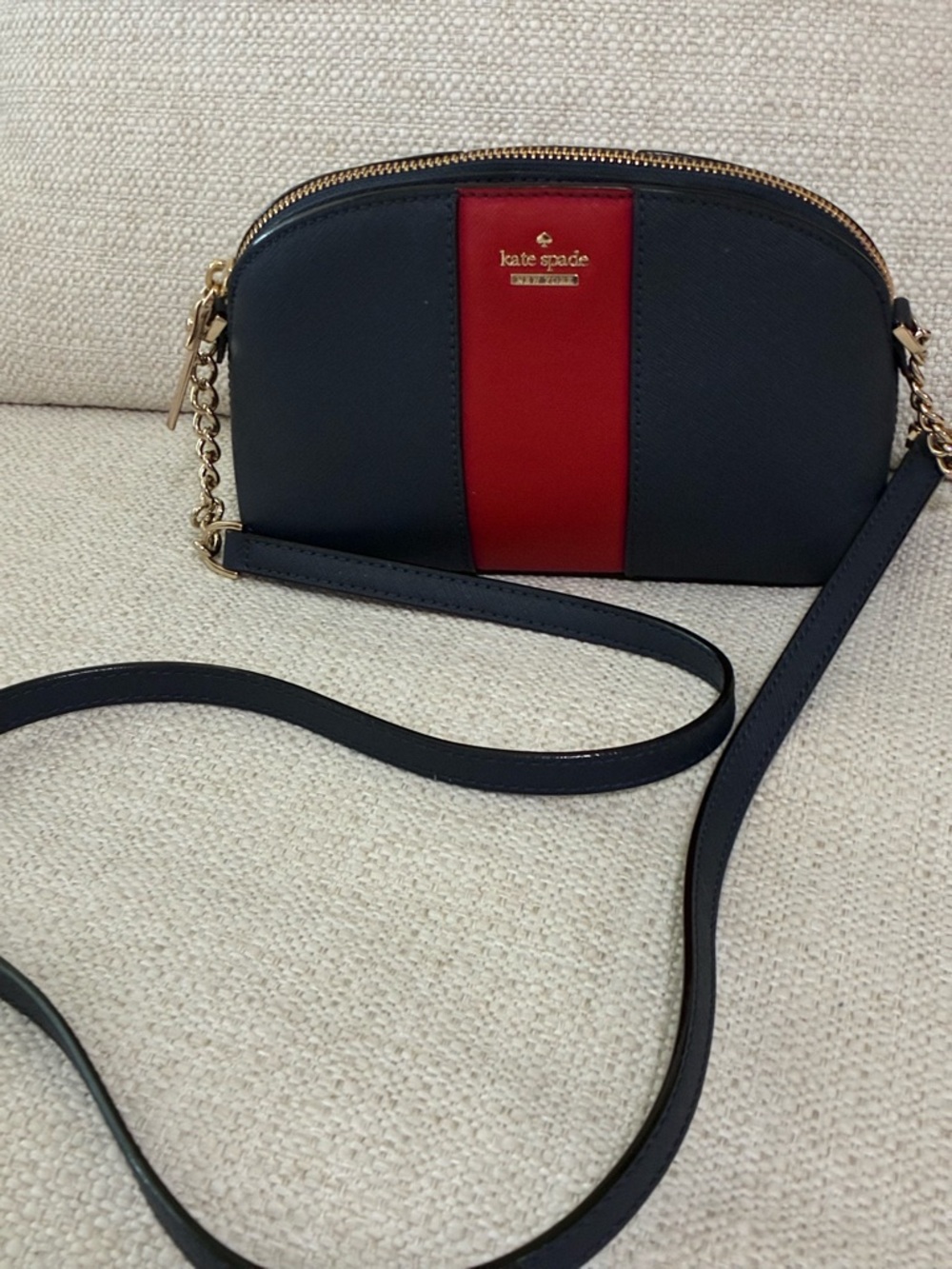 Kate Spade New York
Cameron Street Racing Stripe Hilli 
Crossbdy Bag Leather - Picture 2 of 12